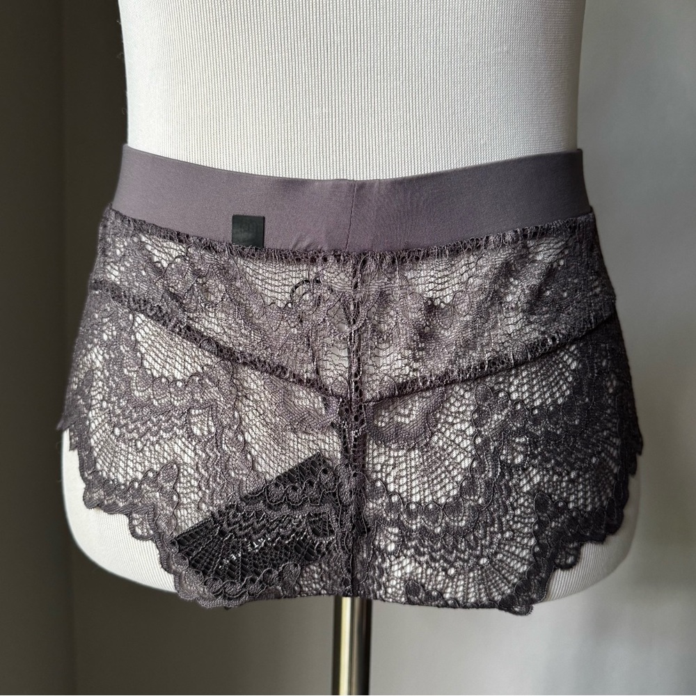 Understatement Lace Highwaist String - Picture 5 of 6